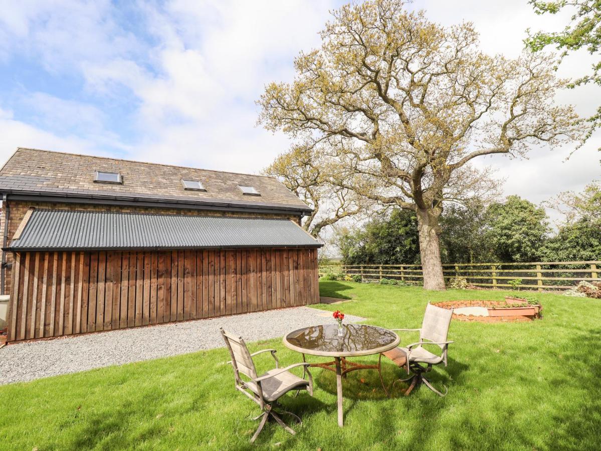 Barn Owl Annex Villa มาร์เก็ตเรเซน ภายนอก รูปภาพ