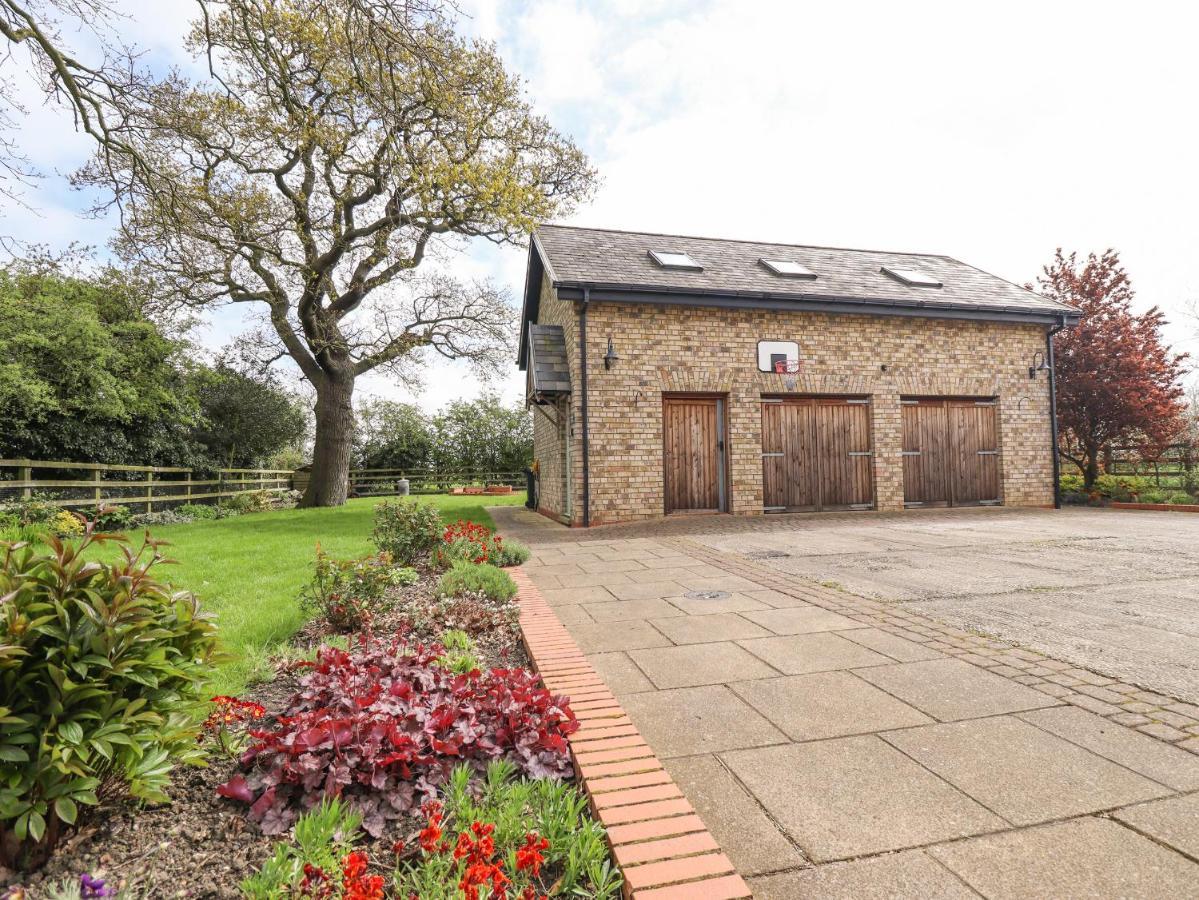 Barn Owl Annex Villa มาร์เก็ตเรเซน ภายนอก รูปภาพ